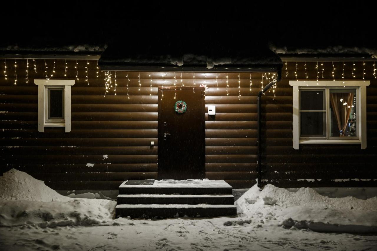 ГОСТЕВОЙ ДОМ В ПОСЕЛКЕ НИЖНЯЯ САЛМА, КАРЕЛИЯ NIZHNE-SALMA (Руска Федерация)  - от 176 BGN | HOTELMIX